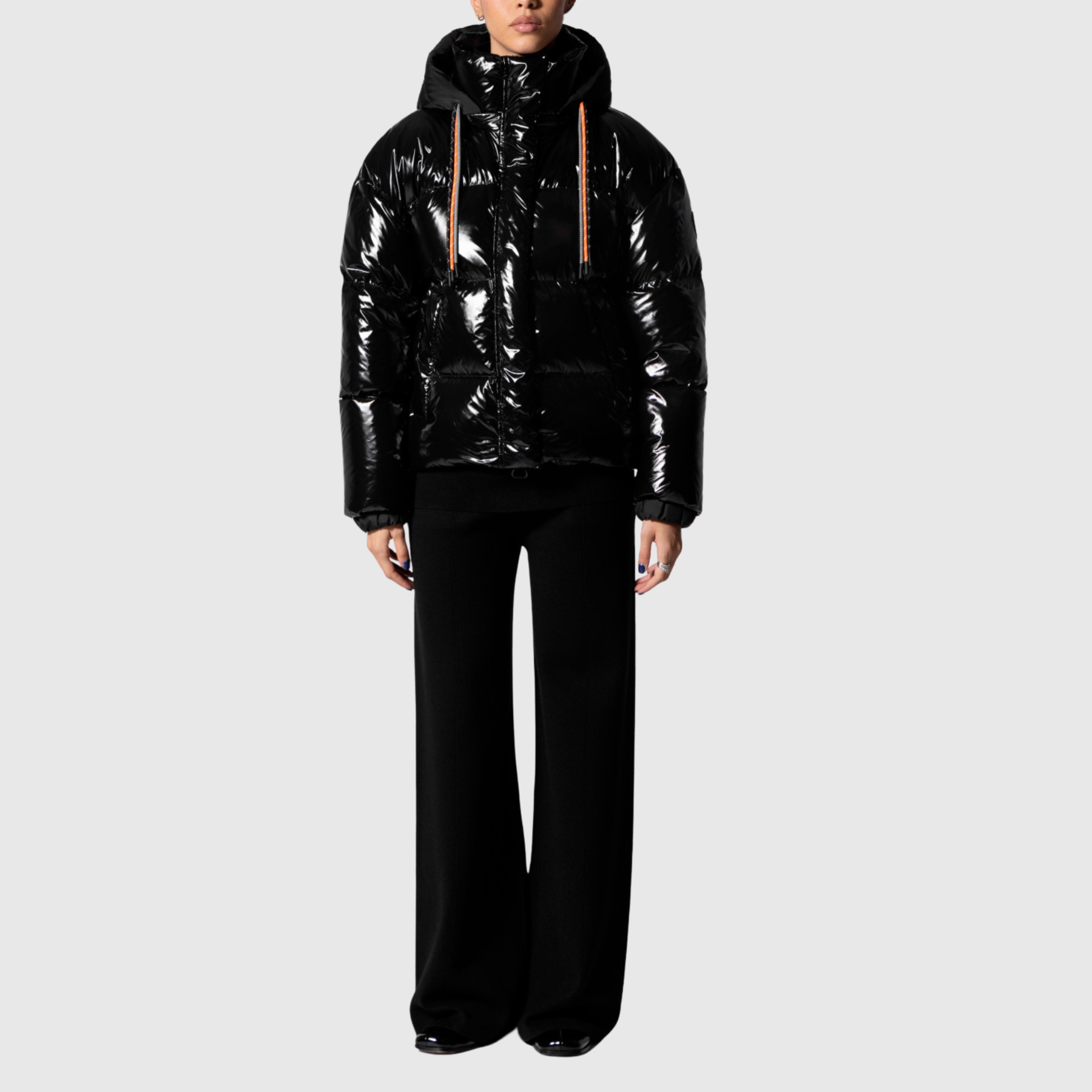 Doudoune Courte en Nylon Lili Bright + Casquette offerte